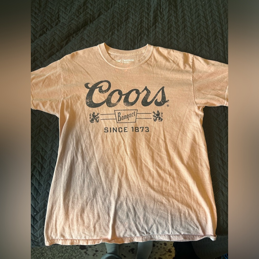 Coors graphic t-shirt. Size medium